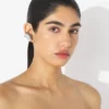 Kolczyk typu ear cuff w kształcie zgniecionej puszki Kolczyk typu ear cuff w kształcie zgniecionej puszki